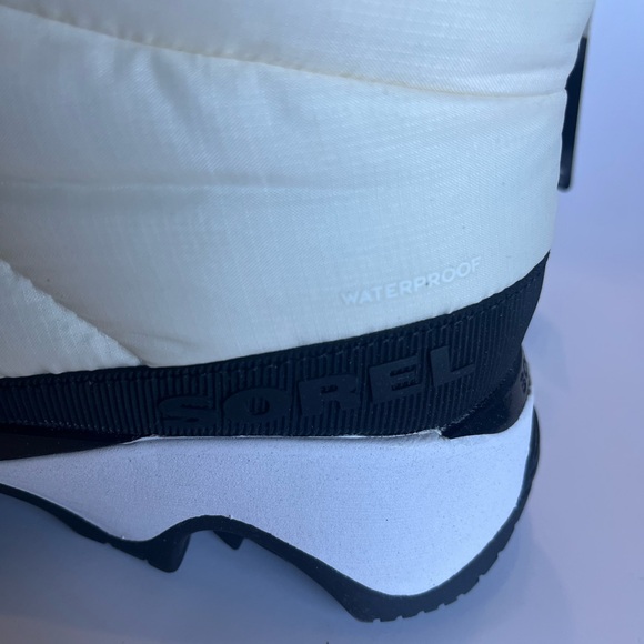 SOREL Women's 8.5 Kinetic Impact Puffy Zip Waterproof Boots Insulated Chalk NWT - Picture 8 of 11